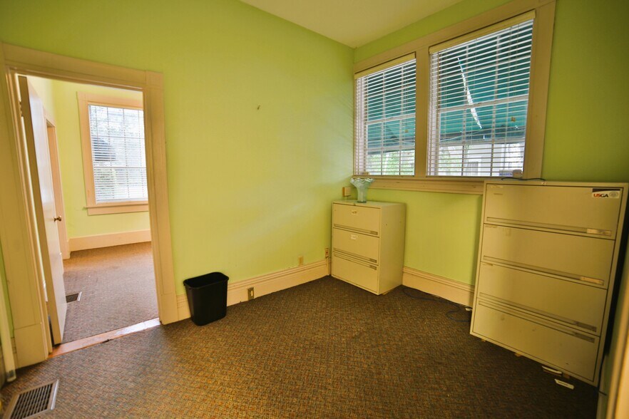 More Photos Of 108 Hillcrest St, Orlando Office For Sale