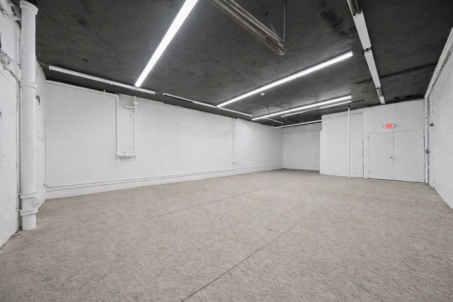 More Photos Of 545-553 Cedar Ln, Teaneck Office For Sale