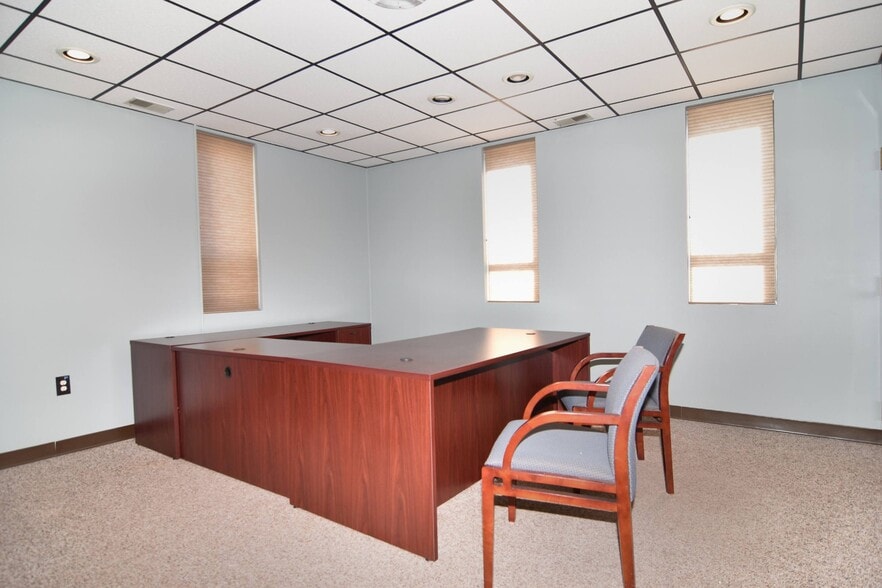 More Photos Of 862 Charles St, Providence Medical For Sale