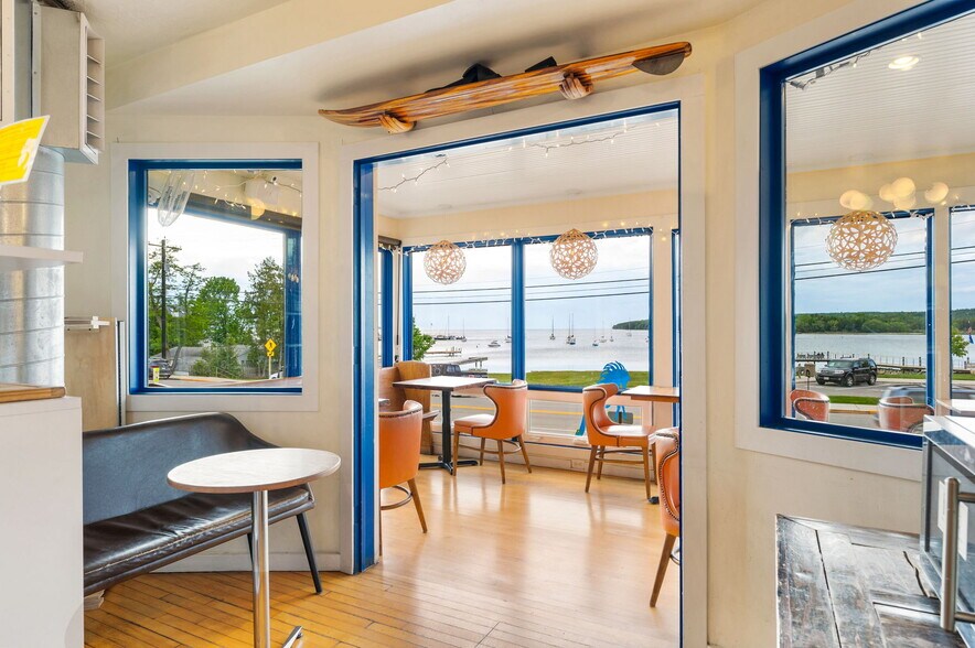 More Photos Of 4113 Main St, Fish Creek Storefront Retail Residential For Sale