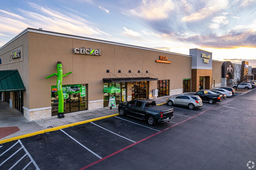 More Photos Of 2921-2935 Pat Booker Rd, Universal City Unknown For Lease