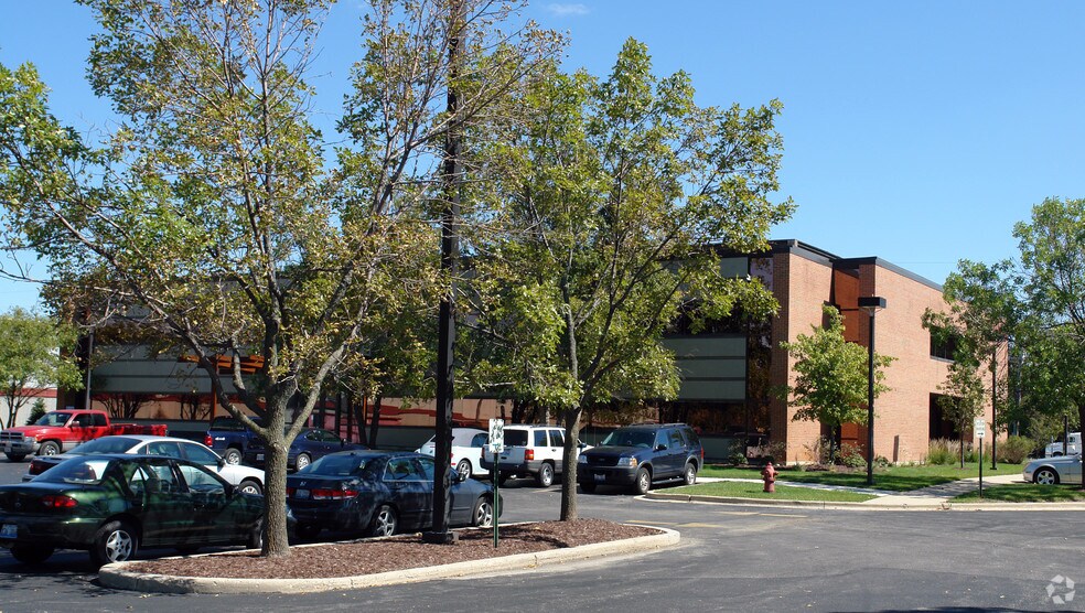 More Photos Of 15700 W 103rd St, Lemont Office For Lease