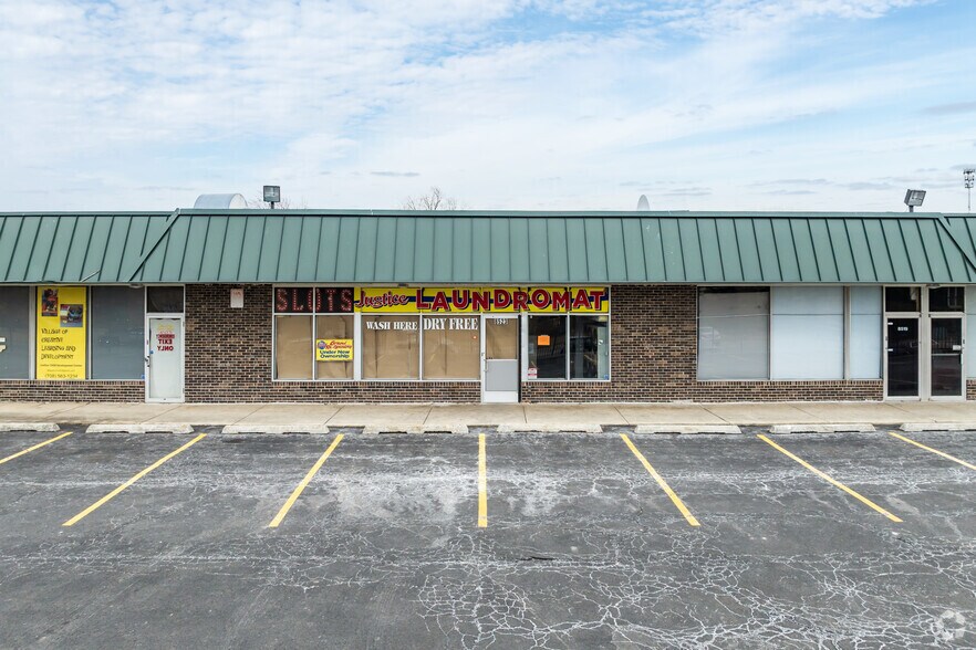 More Photos Of 8501-8523 S 88th Ave, Justice Freestanding For Sale