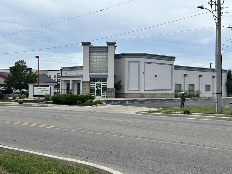 Primary Photo Of 4008 W Bethel Ave, Muncie Medical For Sale