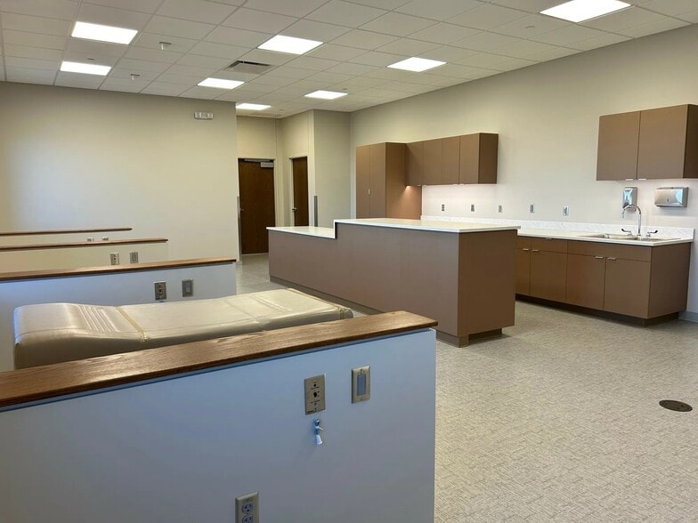 More Photos Of 8516 S Portland Ave, Oklahoma City Medical For Lease