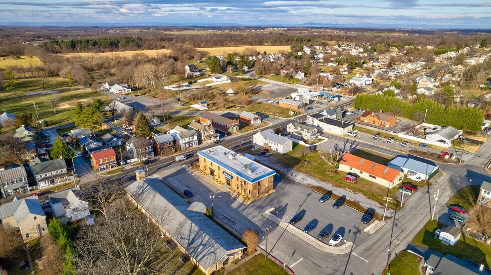 More Photos Of 207 N Main St, Boonsboro Office For Sale