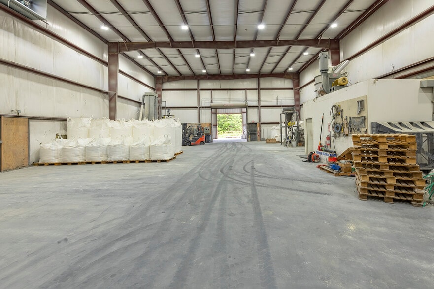 More Photos Of 45 Spiral Rd, Arden Warehouse For Sale