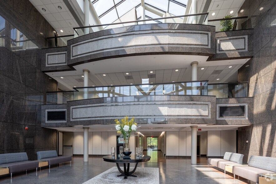 More Photos Of 1 Maynard Dr, Park Ridge Office For Lease