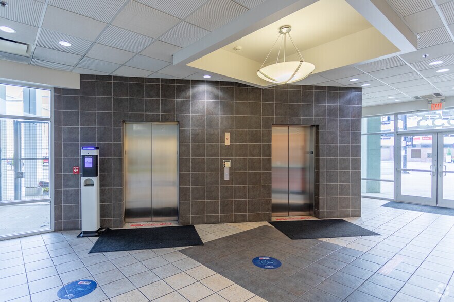 More Photos Of 655 Plum St, Cincinnati Office For Sale