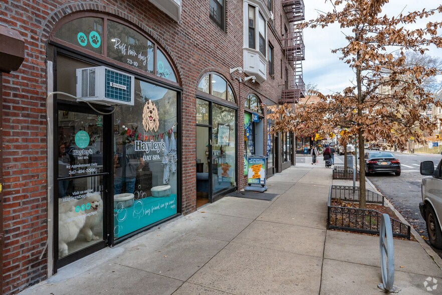 More Photos Of 7320 Austin St, Flushing Apartments For Lease