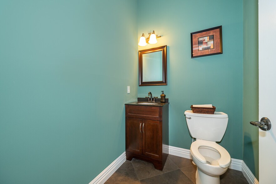 More Photos Of 891 Outer Rd, Orlando Medical For Lease