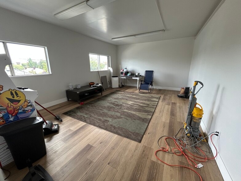 More Photos Of 224 Vassar St, Reno Freestanding For Lease