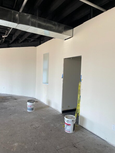 More Photos Of 1101-1111 W Allegheny Ave, Philadelphia Storefront Retail Office For Sale