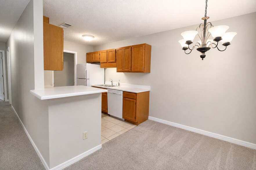 More Photos Of 2303 W Michigan Ave, Pensacola Apartments For Sale
