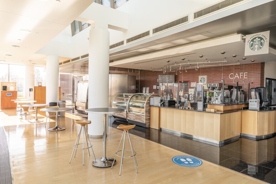 More Photos Of 500 Arcola Rd, Collegeville Office For Sale