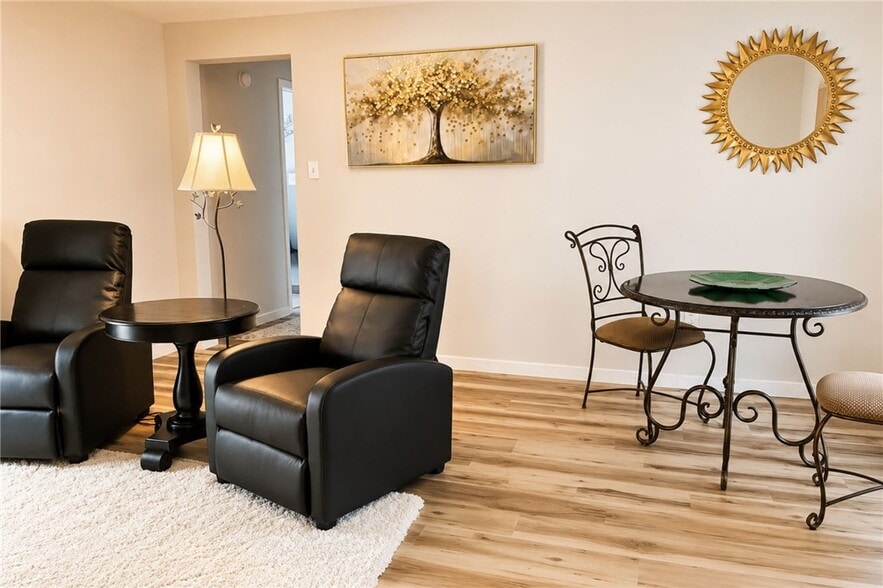 More Photos Of 63 Silver St, Norwich Apartments For Sale