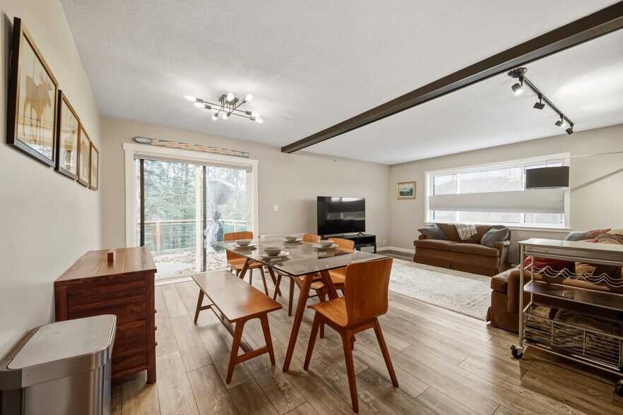 More Photos Of 798 Route 100, Wilmington Flex For Sale