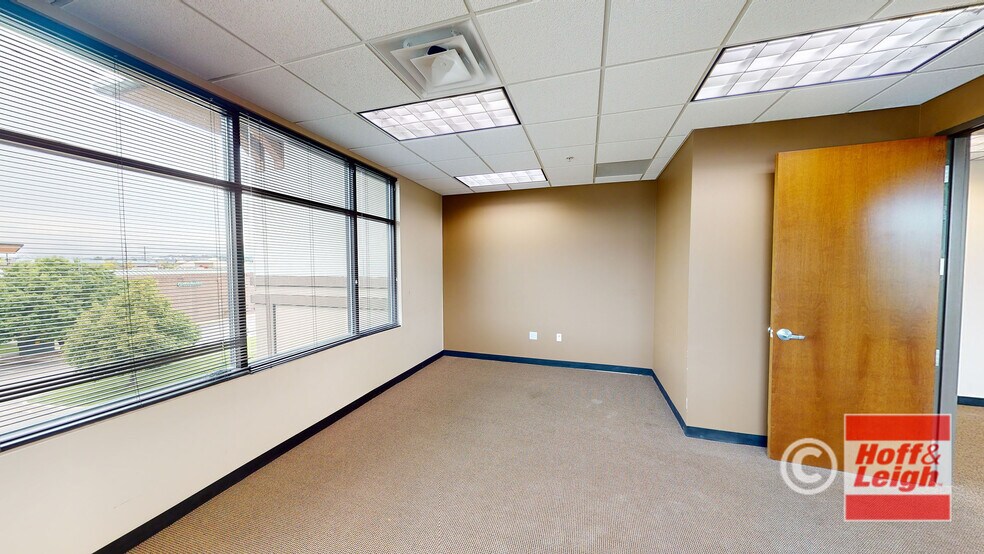 More Photos Of 7501 Village Square Dr, Castle Pines Medical For Sale