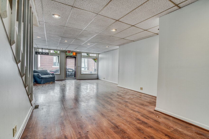 More Photos Of 713 Pratt St, Baltimore Freestanding For Sale
