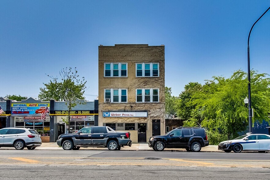More Photos Of 5746 N Western Ave, Chicago Warehouse For Sale