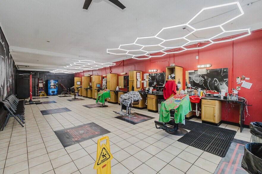 More Photos Of 3117 E 13th St, Wichita Freestanding For Sale