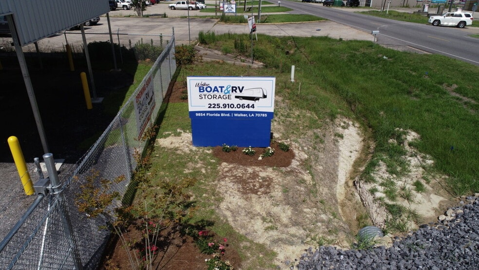 More Photos Of 9854 Florida Blvd, Walker Self Storage For Sale