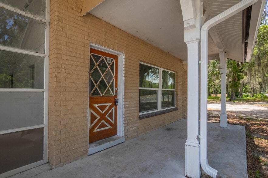 More Photos Of 8929 E Gulf To Lake Hwy, Inverness Auto Repair For Sale