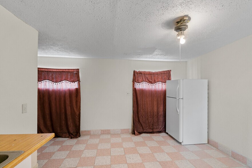 More Photos Of 3905 Durazno, El Paso Unknown For Sale