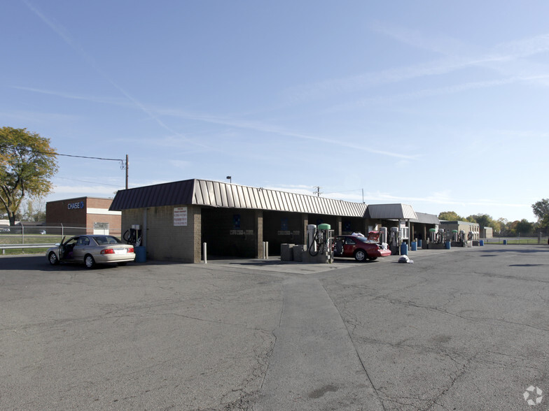 Primary Photo Of 1680 Lockbourne Rd, Columbus Carwash For Sale