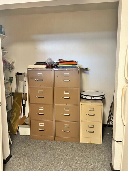 More Photos Of 200 3rd Ave E, Twin Falls Office For Sale