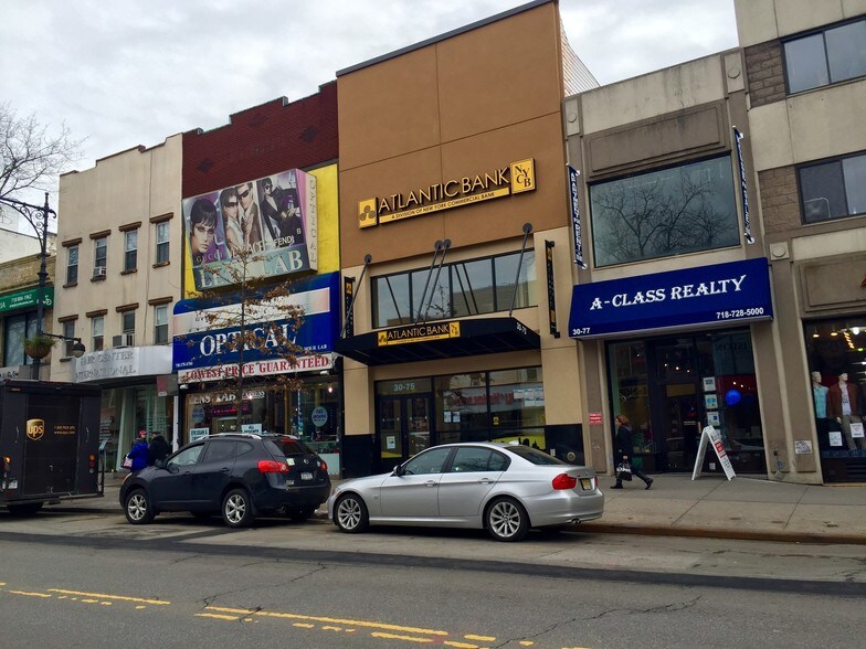 More Photos Of 30-75 Steinway St, Astoria Bank For Sale