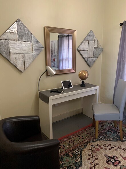 More Photos Of 509 S Market St, Frederick Freestanding For Sale