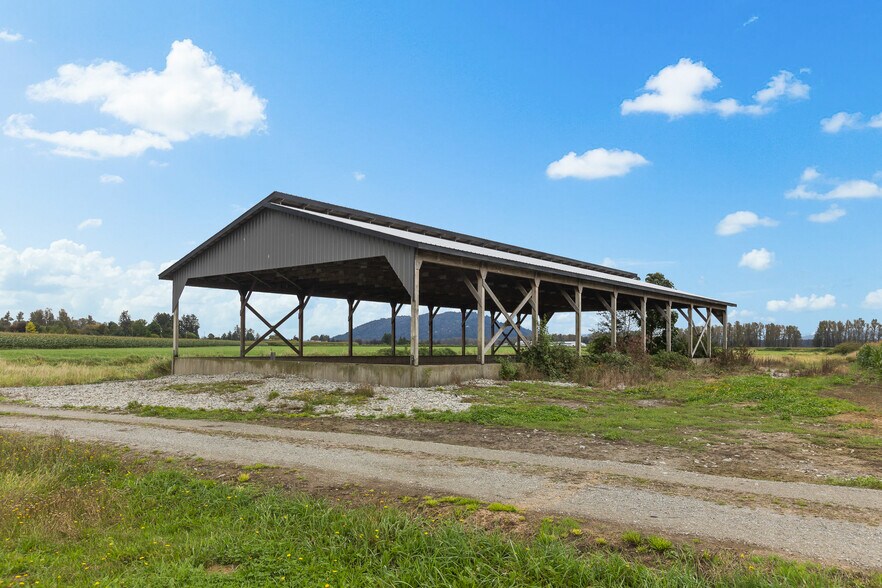 More Photos Of 8713 Howell Rd, Deroche Land For Sale