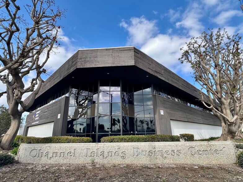 More Photos Of 1690 Universe Cir, Oxnard Medical For Sale