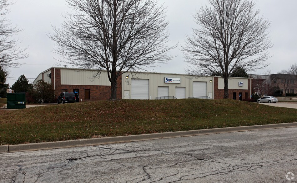 More Photos Of 1704-1706 E 123rd Ter, Olathe Warehouse For Sale