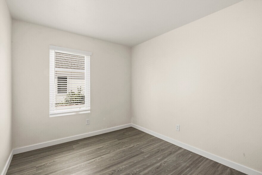 More Photos Of 6752-6770 Solita Ave, San Diego Apartments For Sale