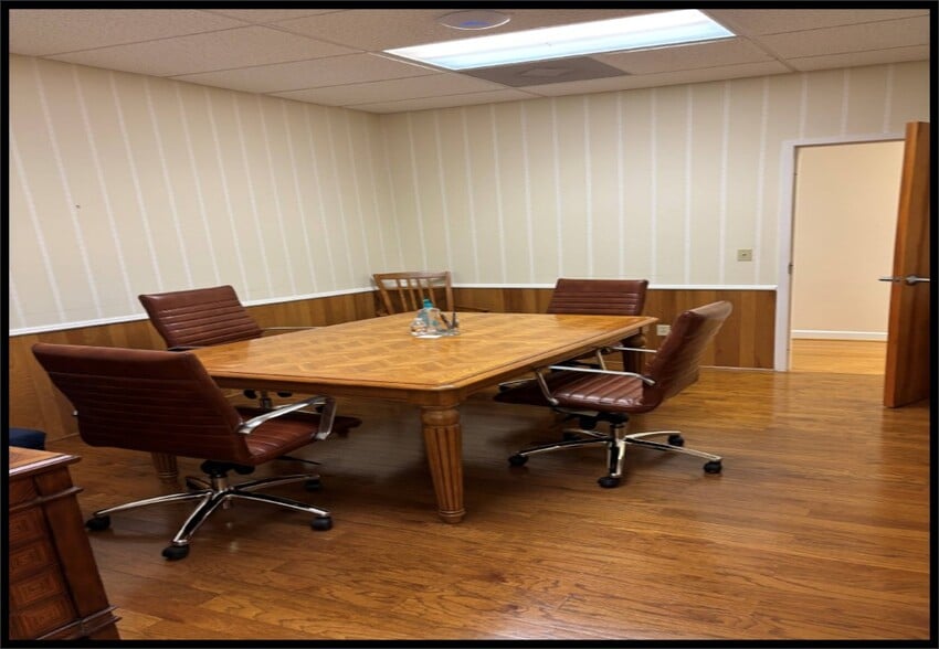 More Photos Of 2926 E Main Street Ext, Spartanburg Office For Sale