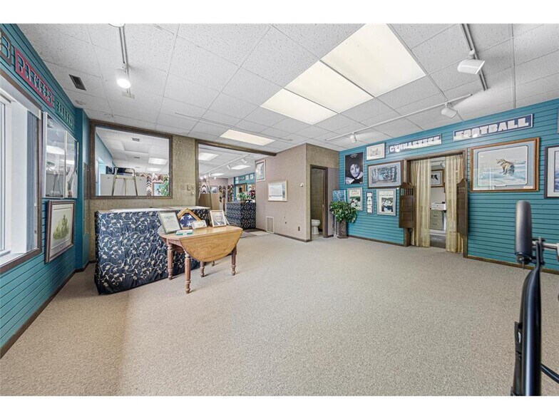 More Photos Of 206-208 Mineral Springs Rd, Owatonna Storefront Retail Office For Sale