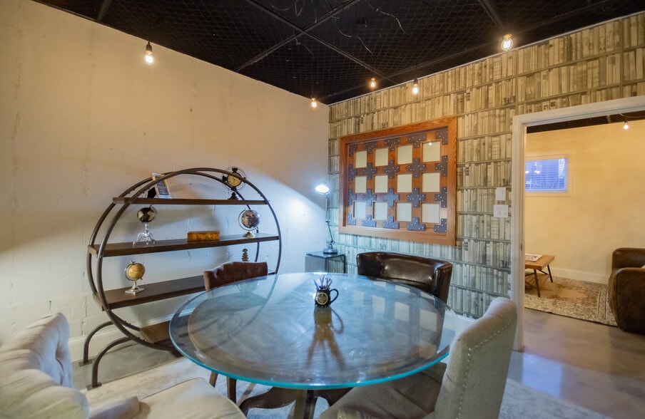 More Photos Of 126 E Burke St, Martinsburg Office For Sale