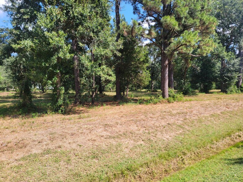 More Photos Of 0 11th St, Katy Land For Sale