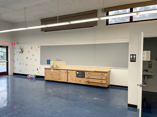 More Photos Of 740 Colonel Ledyard Hwy, Ledyard Storefront For Lease