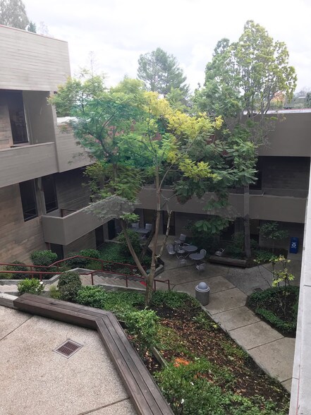 More Photos Of 1070 Arastradero Rd, Palo Alto Office For Lease