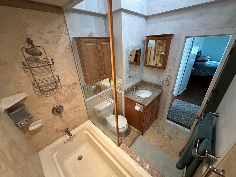 More Photos Of 3135 Lower Kula Rd, Kula Storefront Retail Office For Sale