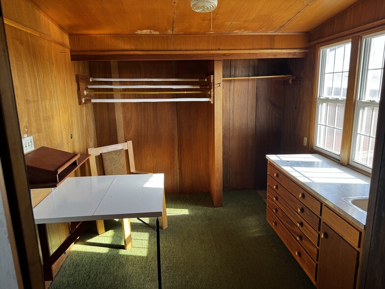 More Photos Of 600 E Hermosa St, Lindsay Religious Facility For Sale