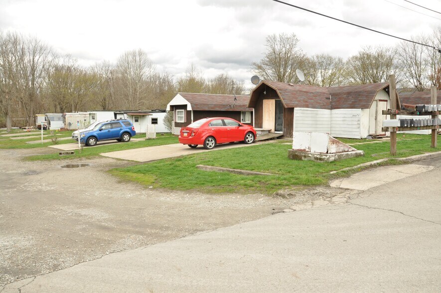 More Photos Of 52 Brushwood Rd, Uniontown Multifamily For Sale