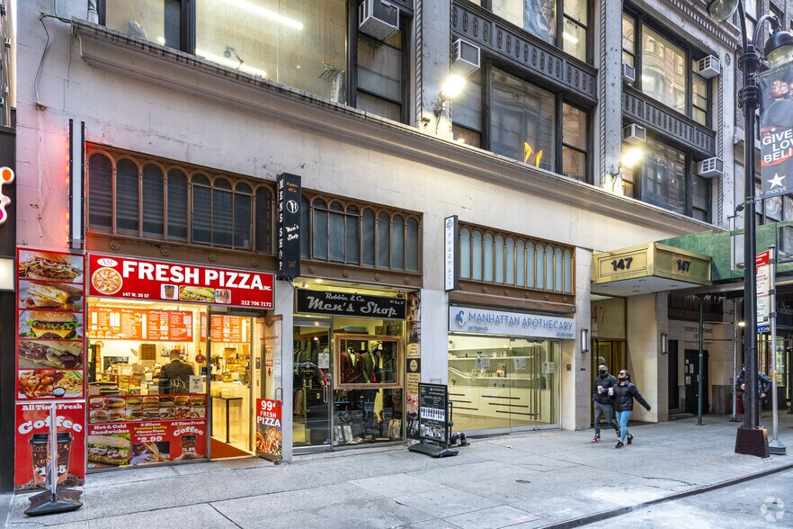 More Photos Of 147 W 35th St, New York Office For Lease