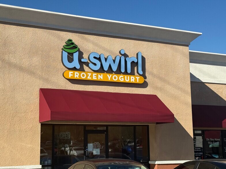 More Photos Of 790 Coronado Center Dr, Henderson General Retail For Lease