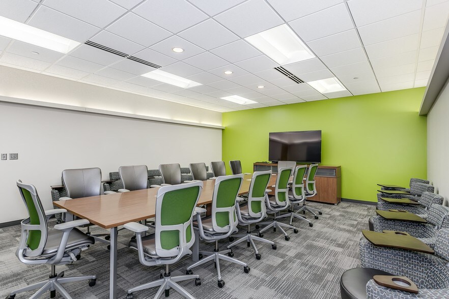 More Photos Of 245 N Waco St, Wichita Office For Lease