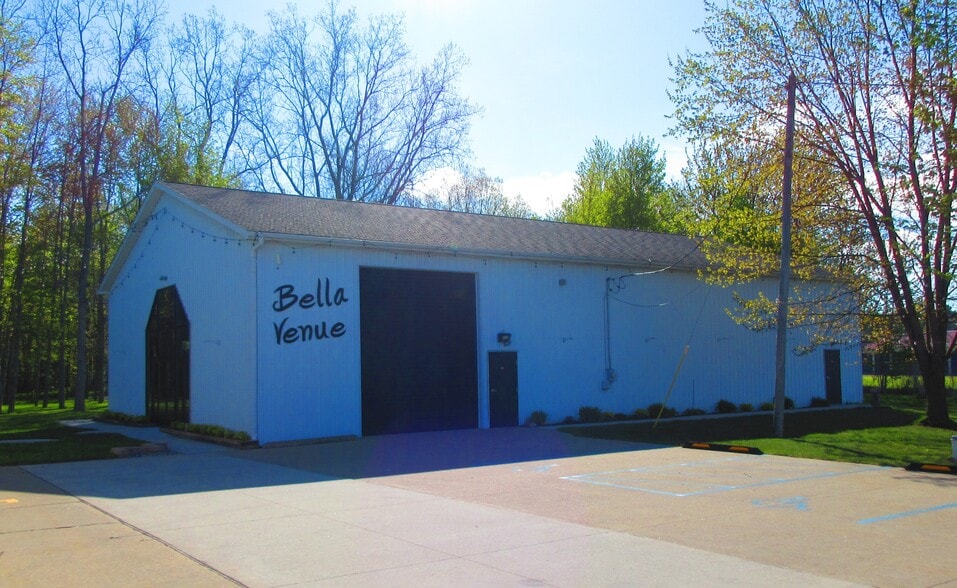 More Photos Of 14130 N Saginaw Rd, Clio Warehouse For Sale