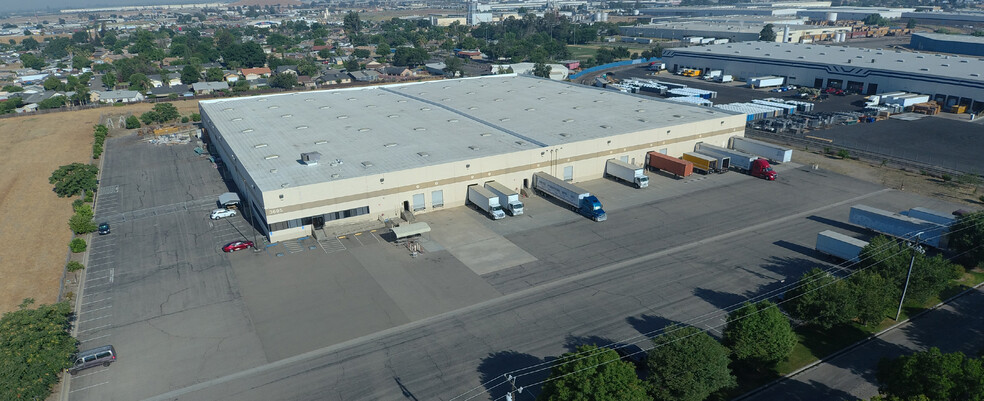 Primary Photo Of 3695 S Willow Ave, Fresno Distribution For Lease